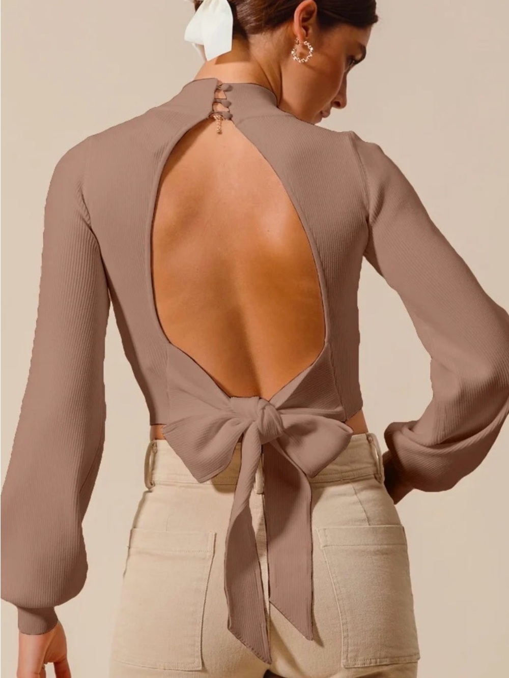 So Me Open-Back Tie-Back Long Sleeve Blouse in mocha